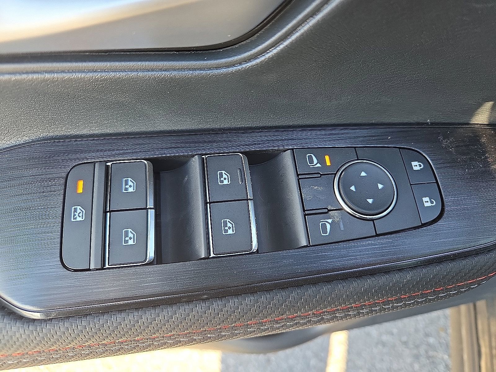 New 2026 Nissan Kicks SR w/ SR Premium Package image 14