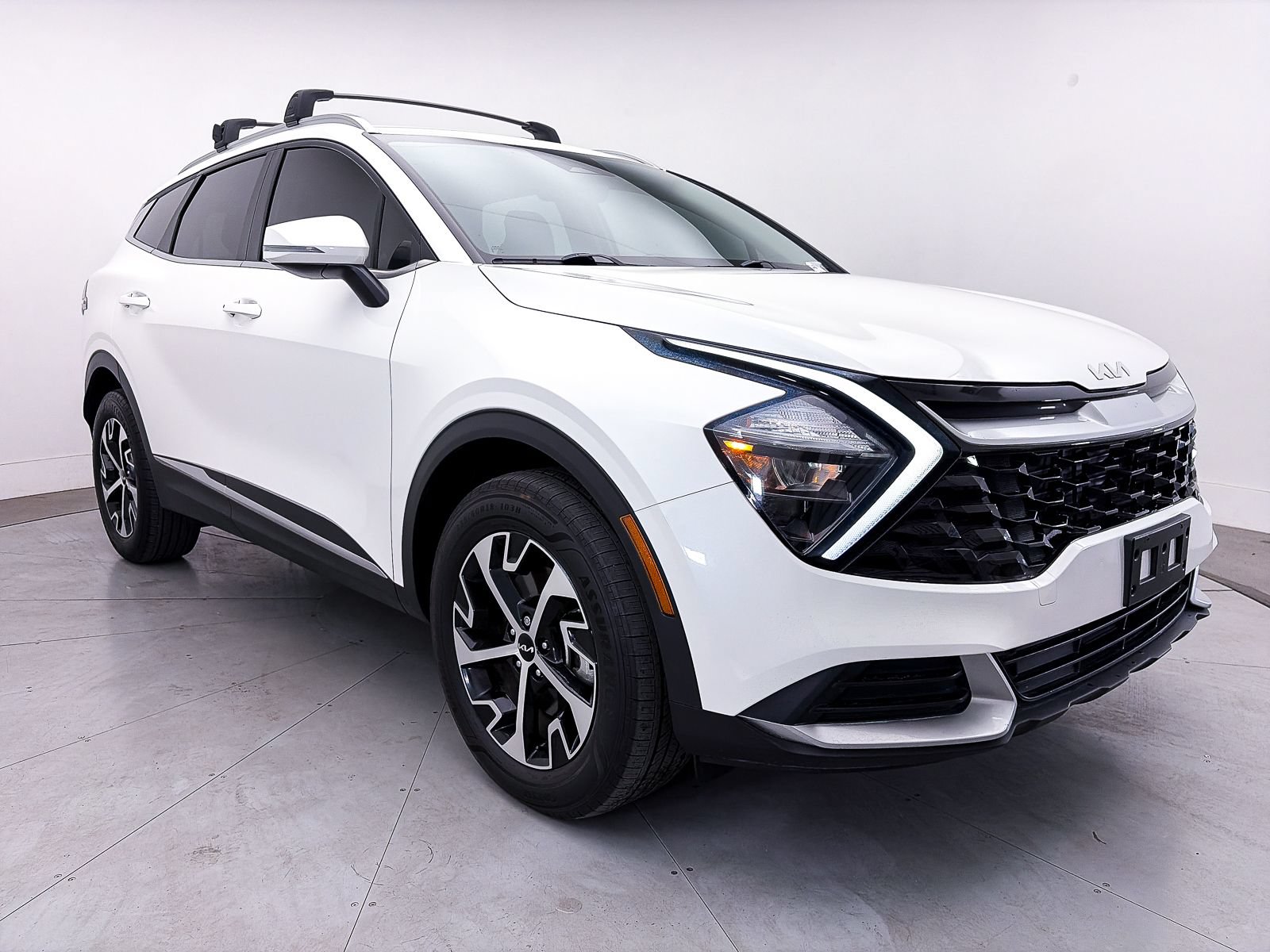 Certified 2023 Kia Sportage EX AWD/4WD image 11