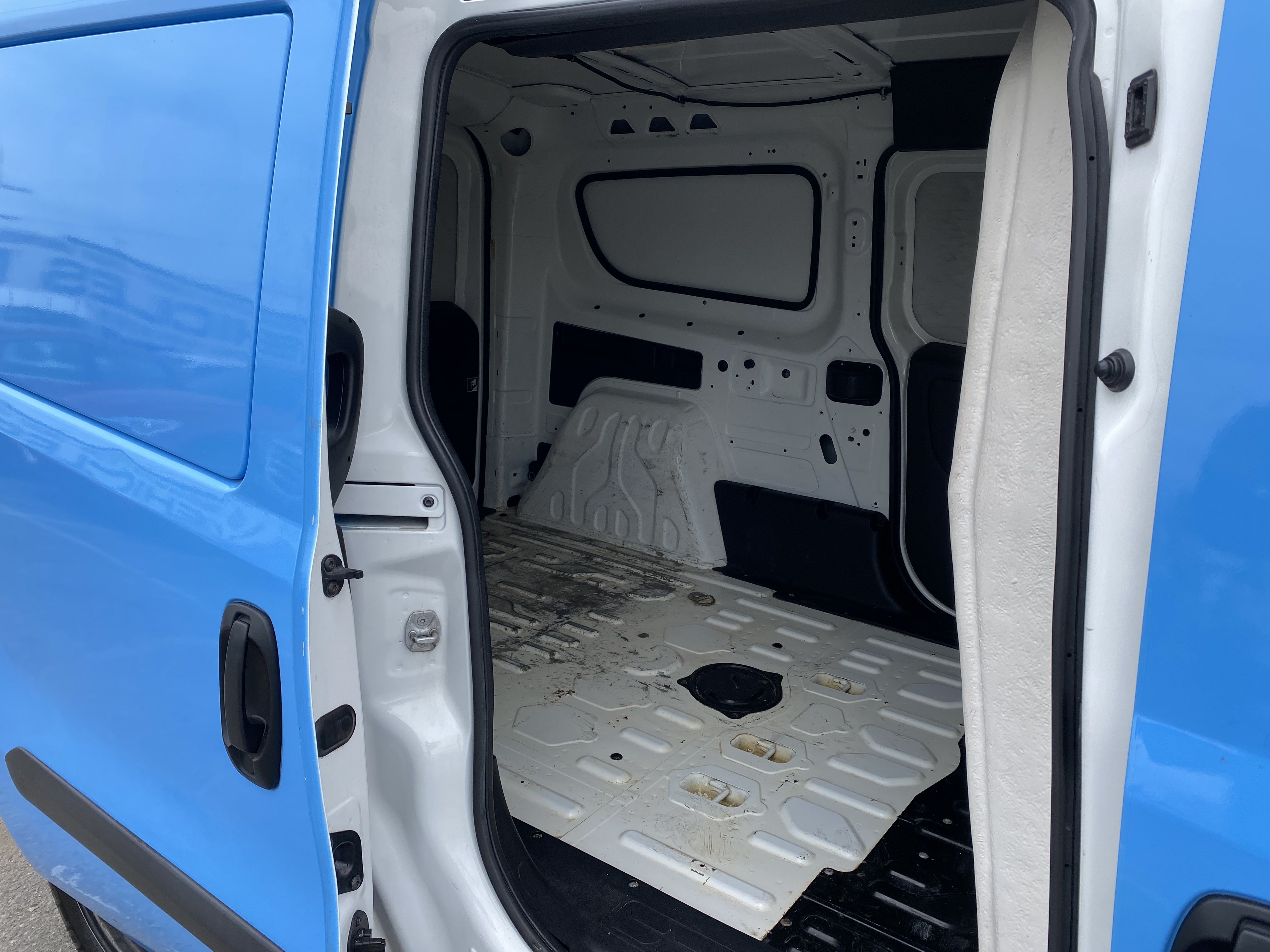 Used 2022 RAM ProMaster City Tradesman FWD image 21