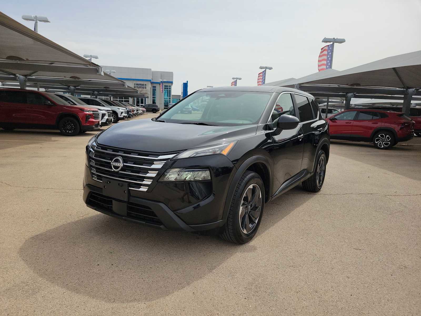 Used 2024 Nissan Rogue SV image 4