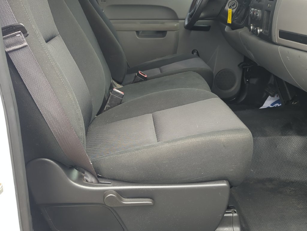 Used 2013 Chevrolet Silverado 1500 W/T RWD image 19