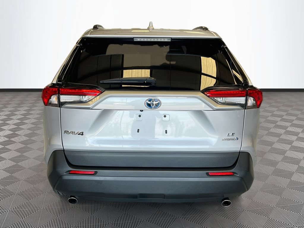 Used 2024 Toyota RAV4 LE AWD/4WD image 6