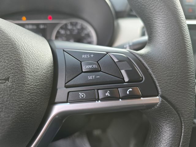 Used 2021 Nissan Versa SV image 22