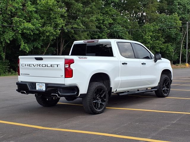 Used 2024 Chevrolet Silverado 1500 LT Trail Boss w/ Convenience Package II AWD/4WD image 2