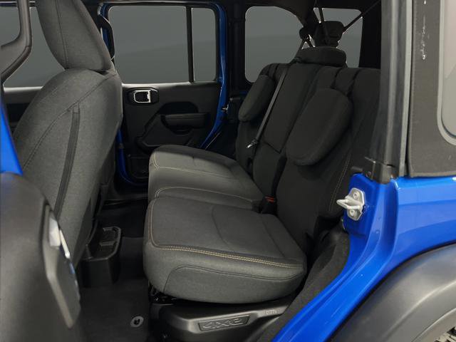 Used 2024 Jeep Wrangler Unlimited image 28