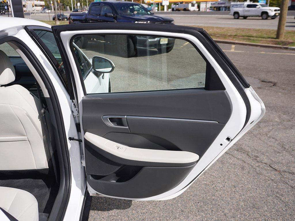 Used 2024 Hyundai Sonata SEL image 25