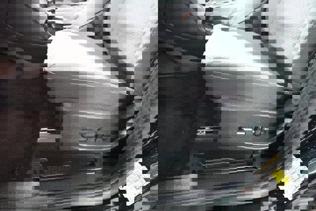 Used 2017 Ford C-MAX SE image 10