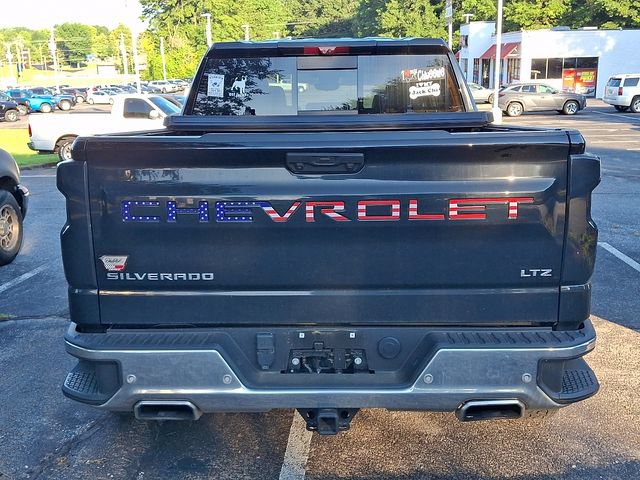 Used 2022 Chevrolet Silverado 1500 LTZ w/ Technology Package AWD/4WD image 10