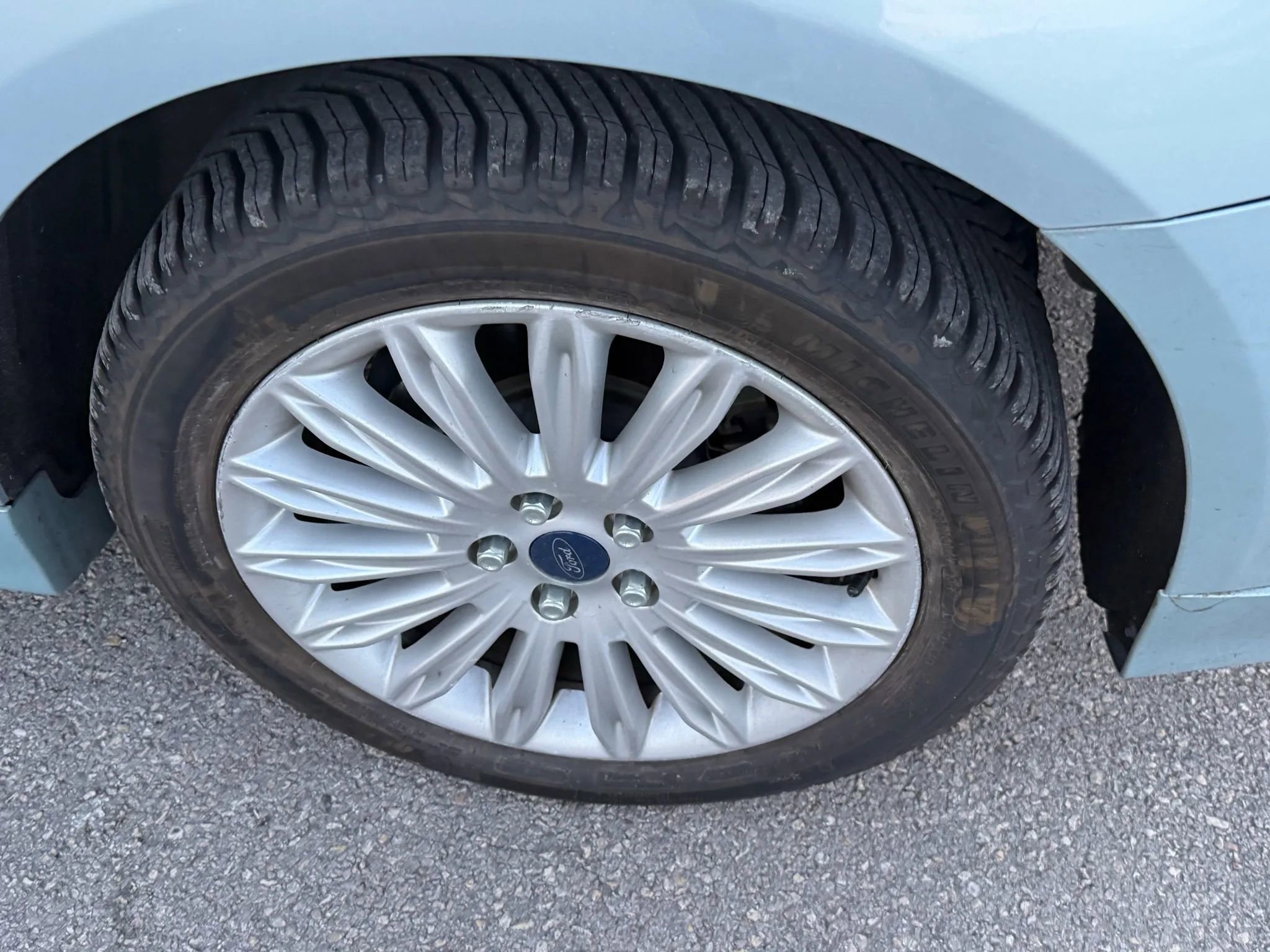 Used 2013 Ford Fusion SE FWD image 21