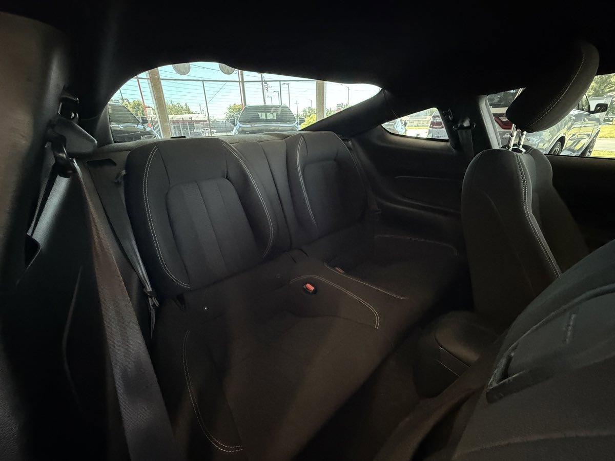 Used 2021 Ford Mustang GT image 33