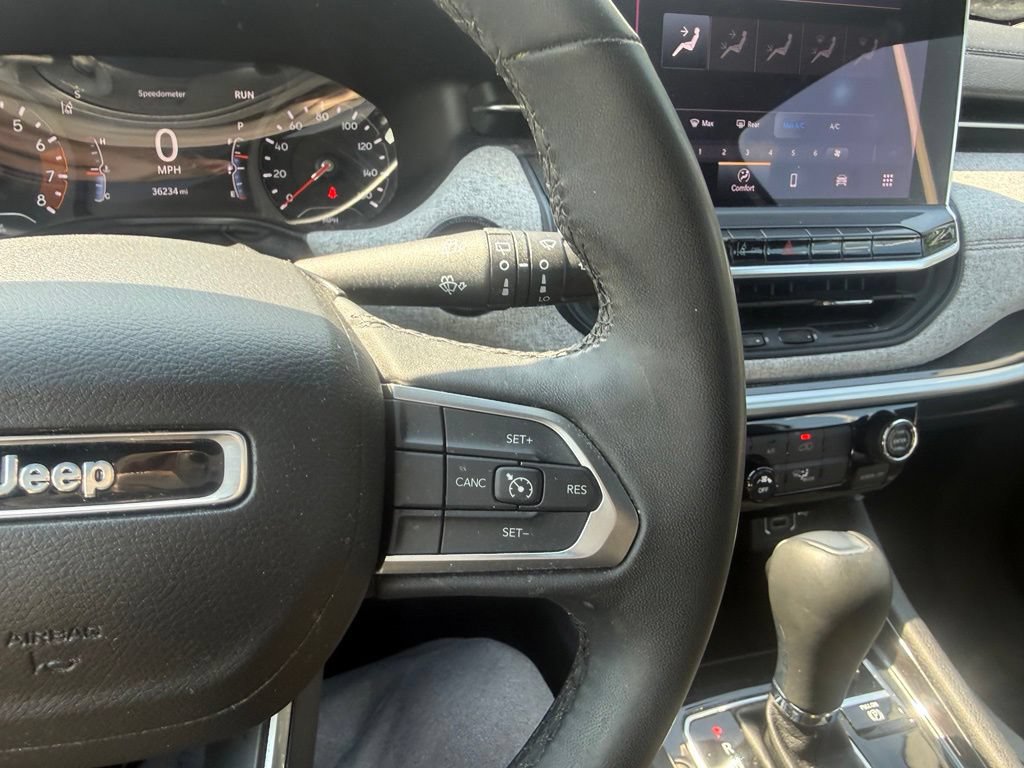 Used 2024 Jeep Compass Latitude AWD/4WD image 20