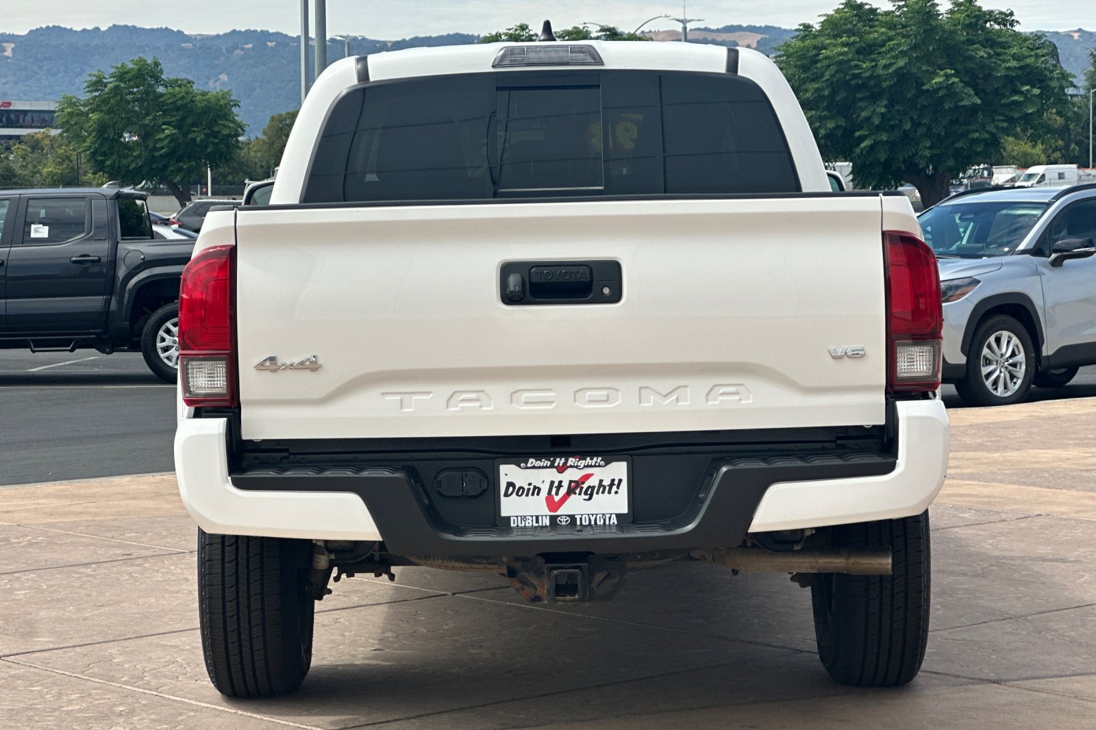 Certified 2023 Toyota Tacoma SR5 w/ Technology Package AWD/4WD image 6