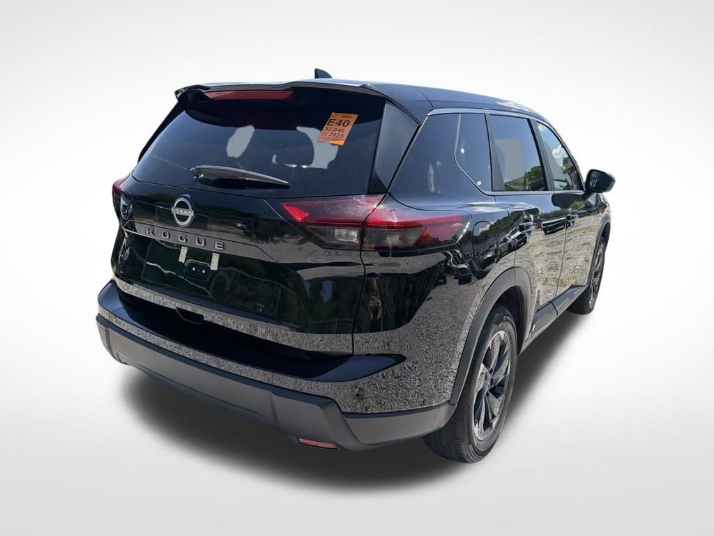 Used 2025 Nissan Rogue SV FWD image 14