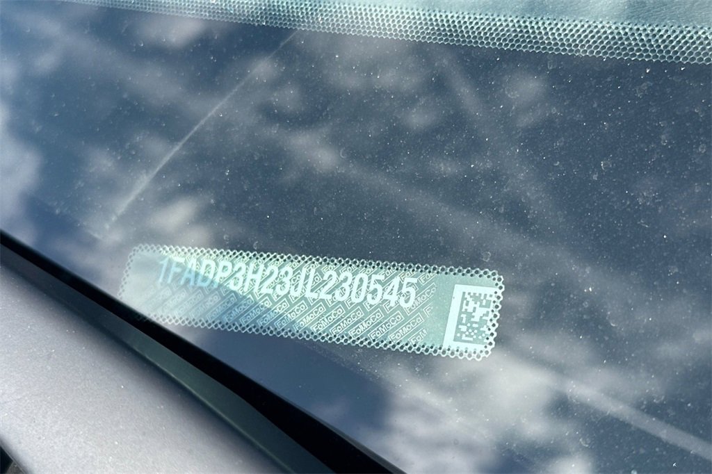 Used 2018 Ford Focus SEL image 3