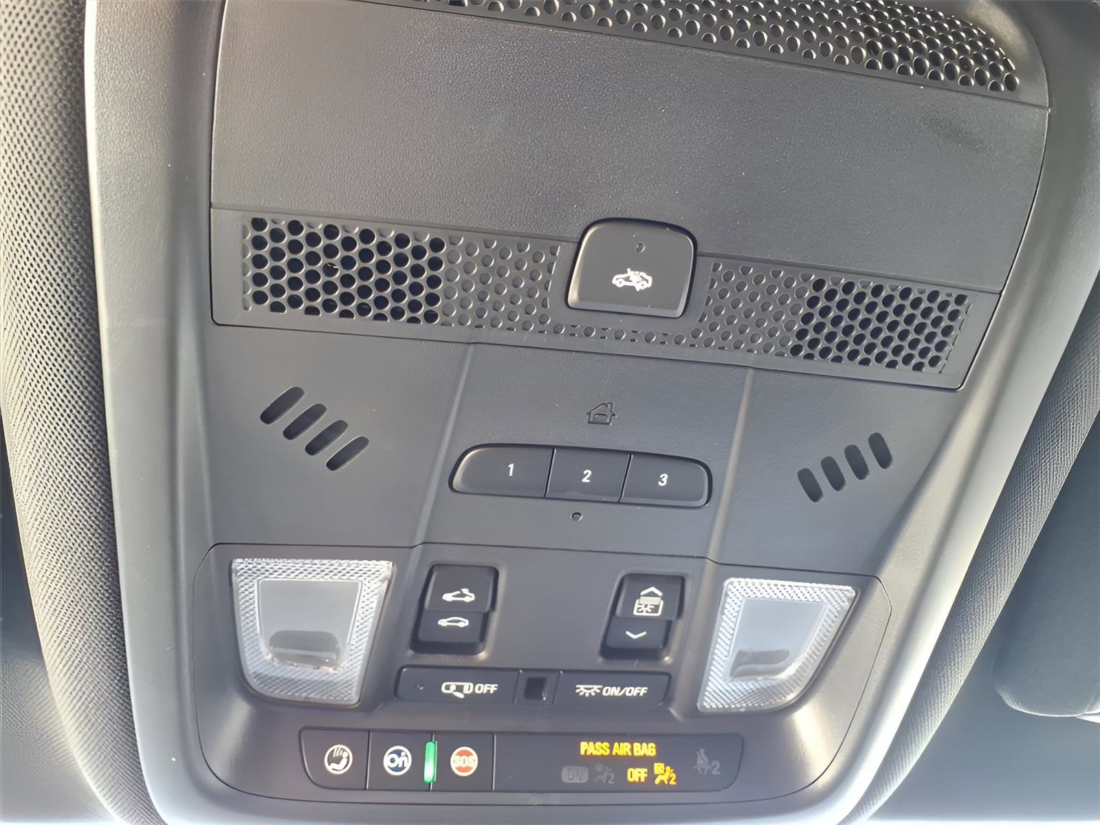 Used 2023 Cadillac XT6 Premium Luxury image 27