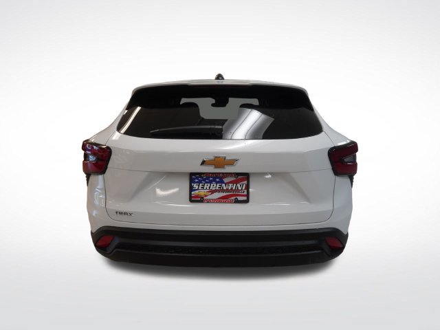 New 2026 Chevrolet Trax LS w/ LS Convenience Package FWD image 10