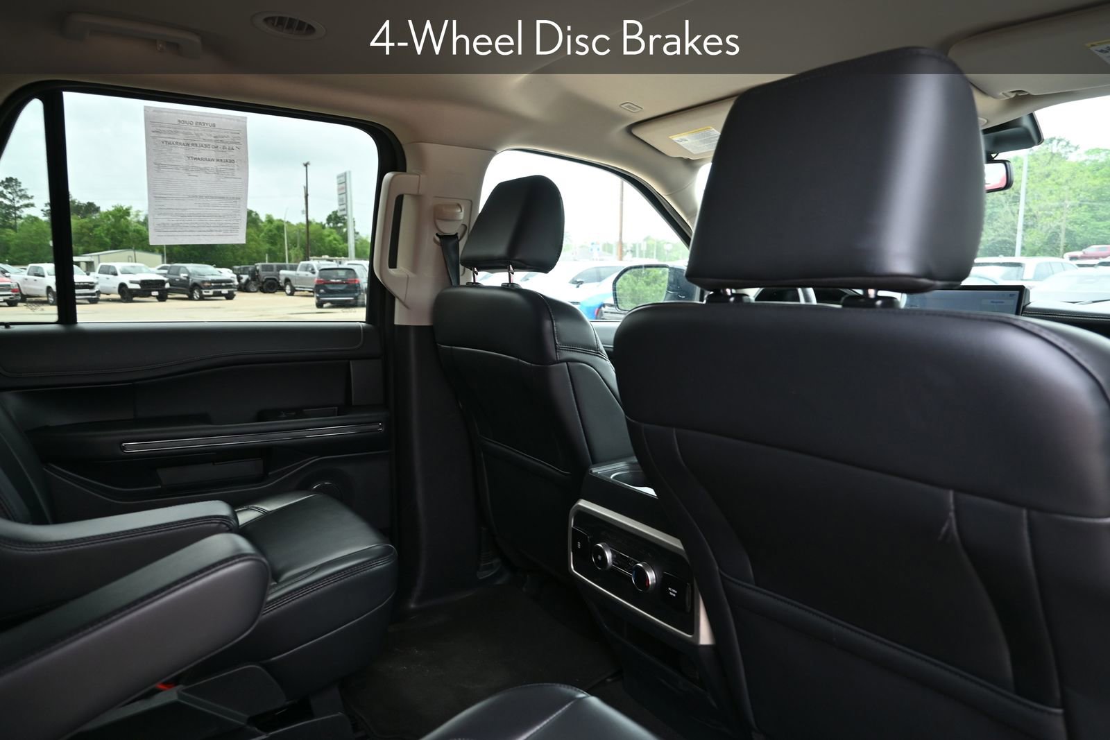 Used 2024 Ford Expedition XLT image 33