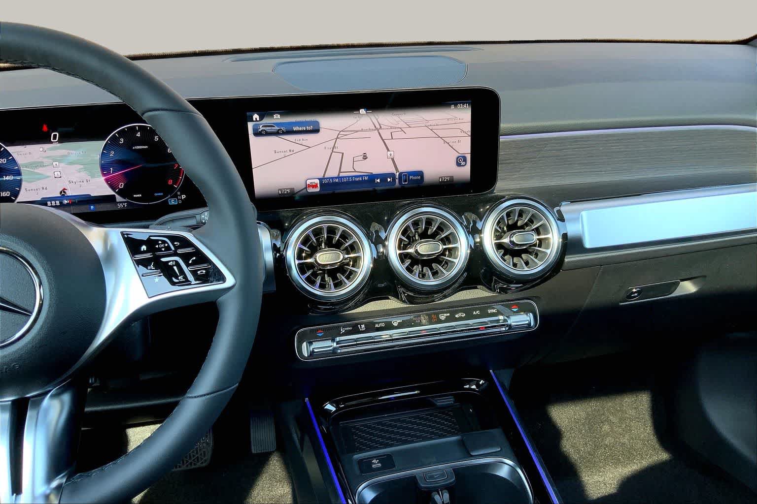 New 2026 Mercedes-Benz GLB 250 4MATIC image 6