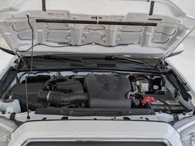 Used 2023 Toyota Tacoma SR5 AWD/4WD image 28