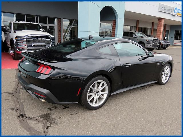 Used 2024 Ford Mustang GT Premium image 7
