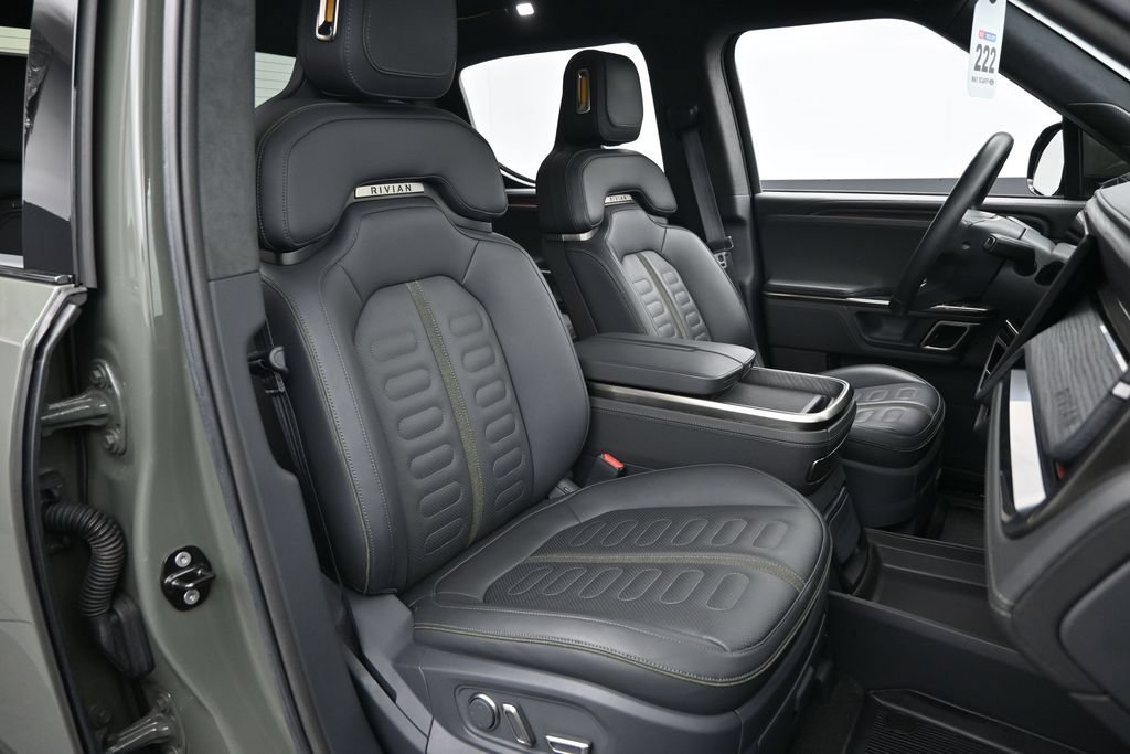 Used 2022 Rivian R1T Launch Edition AWD/4WD image 25