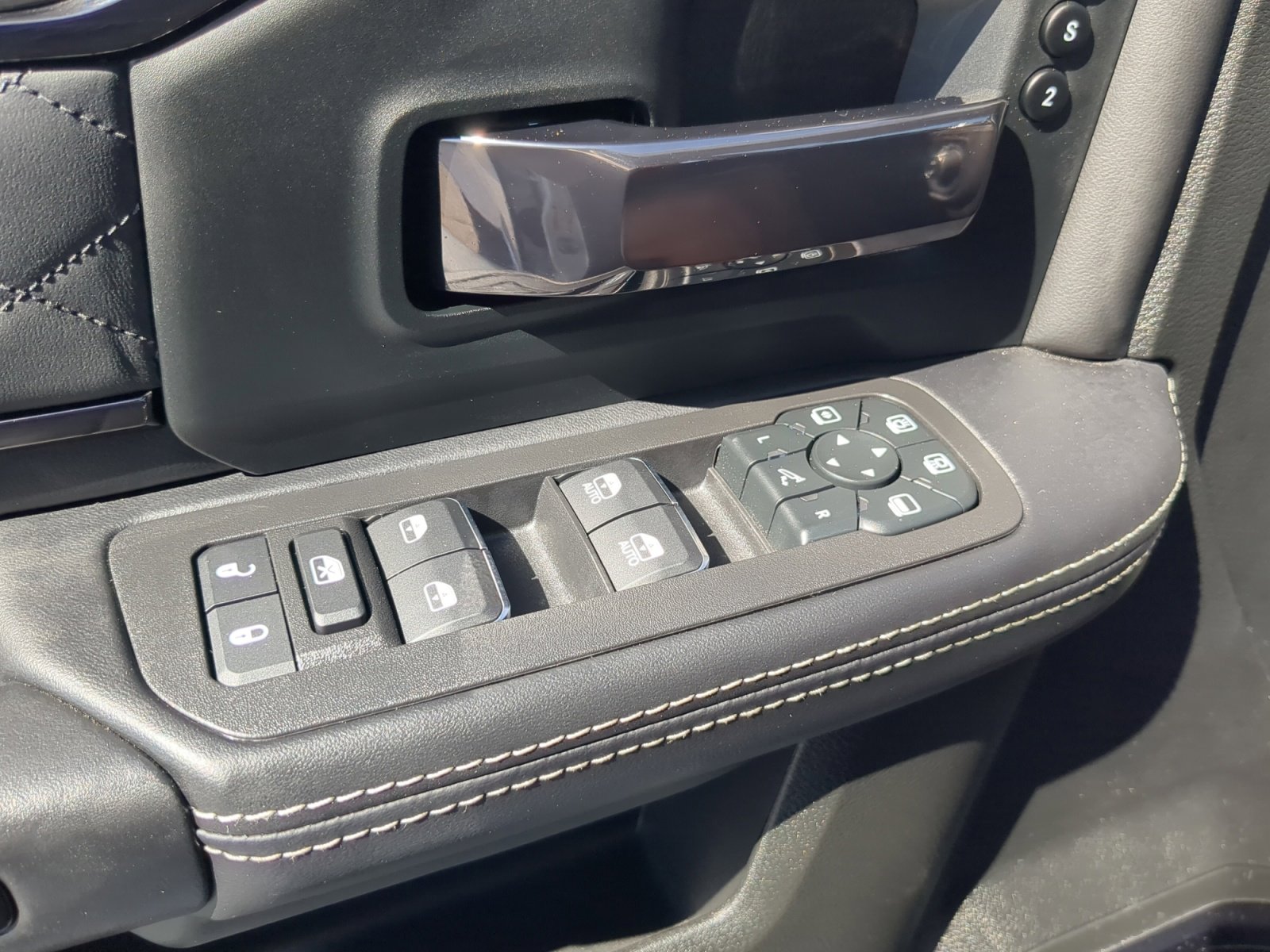 New 2026 RAM 3500 Limited image 16
