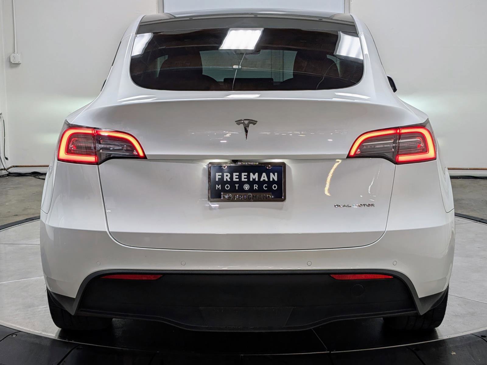 Used 2020 Tesla Model Y Long Range image 7