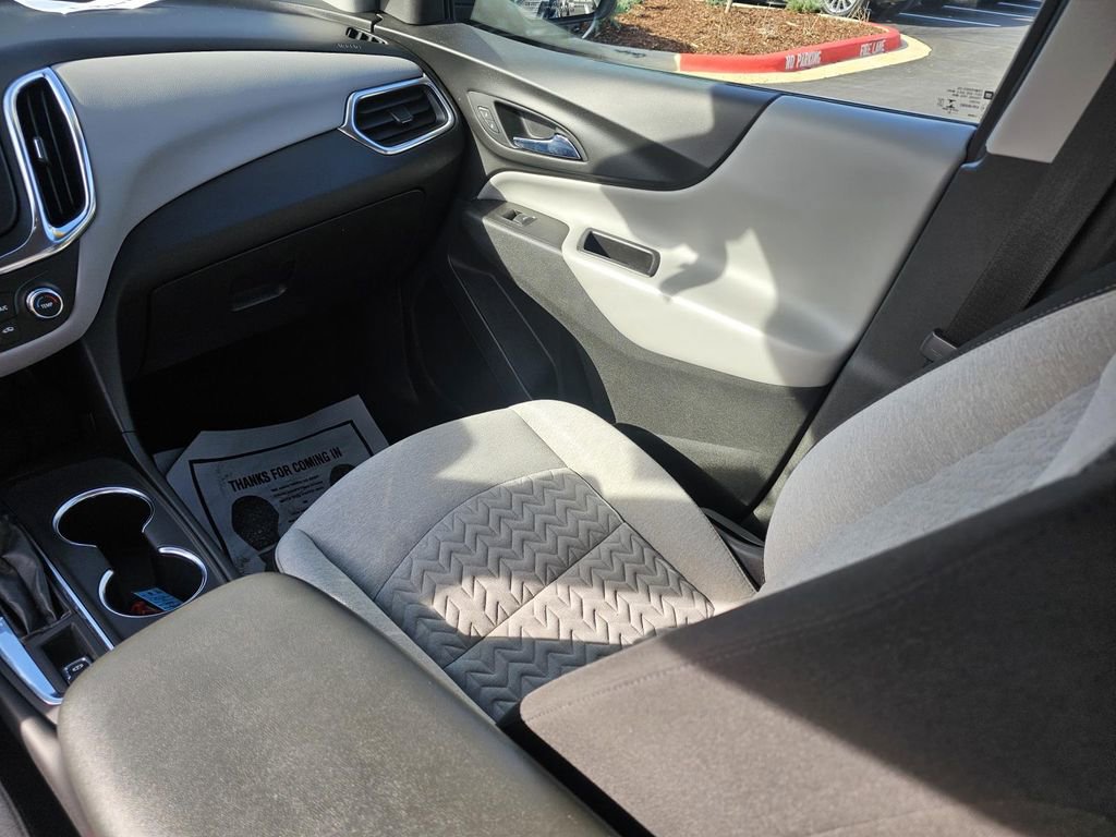 Used 2022 Chevrolet Equinox LT image 27