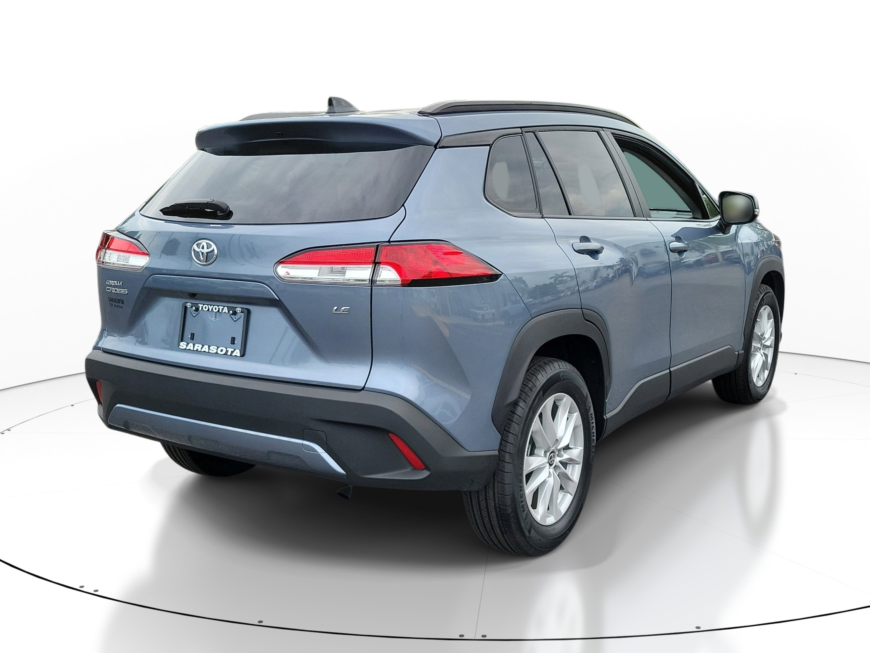 Certified 2025 Toyota Corolla Cross LE FWD image 6