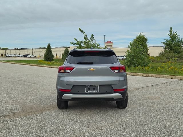 Used 2024 Chevrolet TrailBlazer LT w/ Convenience Package FWD image 6