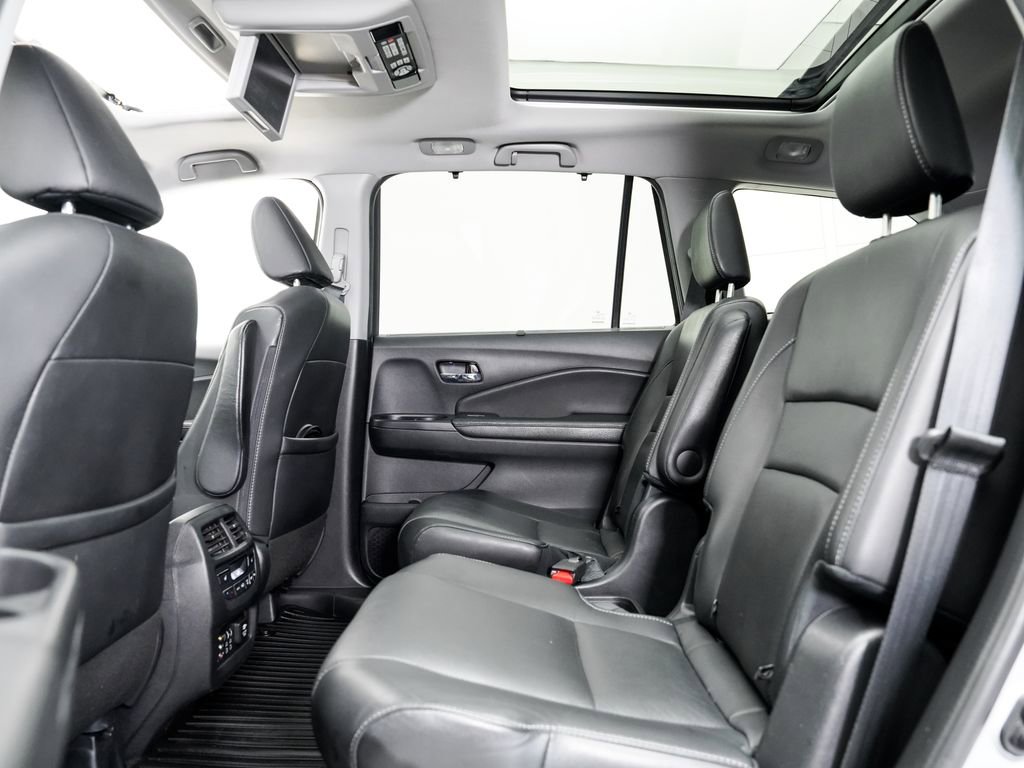 Used 2018 Honda Pilot Elite image 23