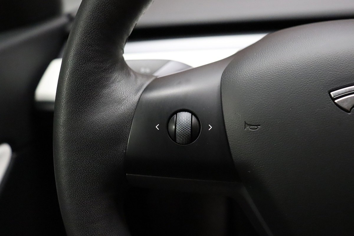 Used 2022 Tesla Model Y Performance AWD/4WD image 51