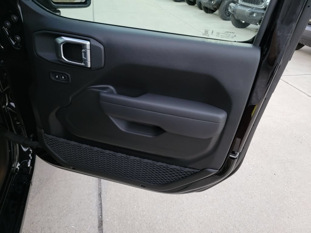 New 2026 Jeep Wrangler Sport AWD/4WD image 12