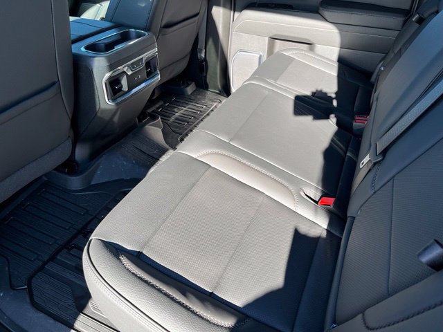 Certified 2026 GMC Sierra 3500 Denali w/ Denali Reserve Package AWD/4WD image 18