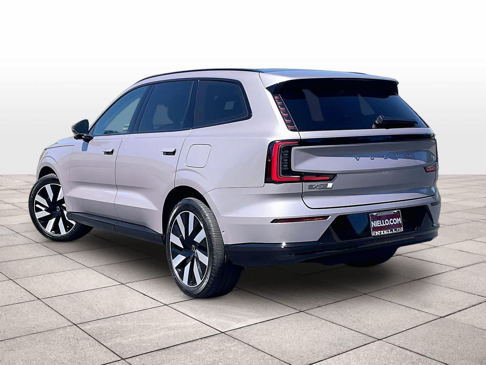 Used 2026 Volvo EX90 Ultra AWD/4WD image 15
