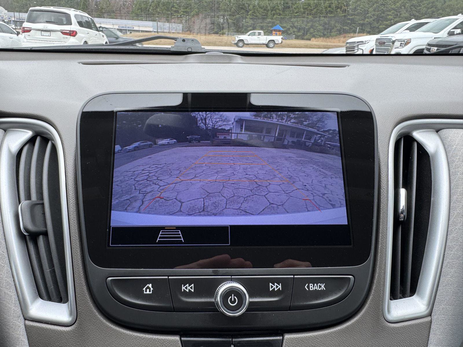 Used 2022 Chevrolet Malibu LT image 20