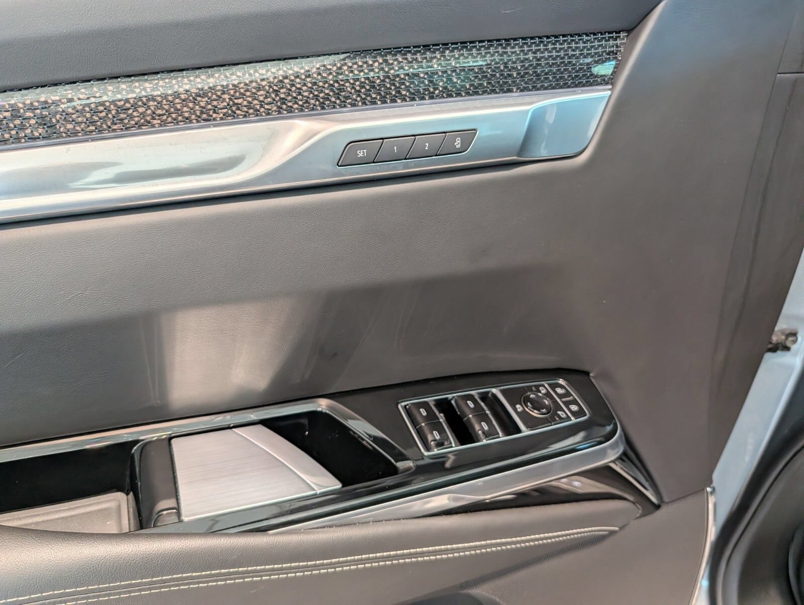 Certified 2025 Cadillac Escalade V AWD/4WD image 45