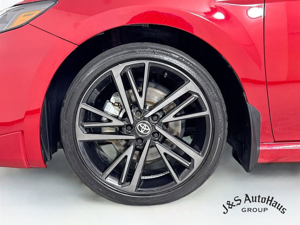 Used 2025 Toyota Camry XSE image 36