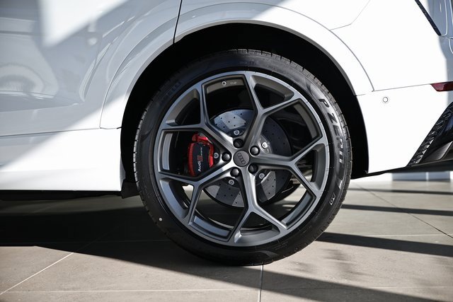 New 2026 Audi RS Q8 performance image 12