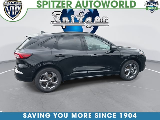 Used 2023 Ford Escape ST-Line w/ Tech Pack #1 AWD/4WD image 10