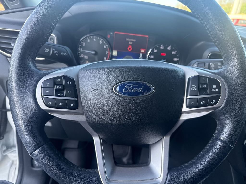 Used 2022 Ford Explorer Limited w/ Equipment Group 301A RWD image 18