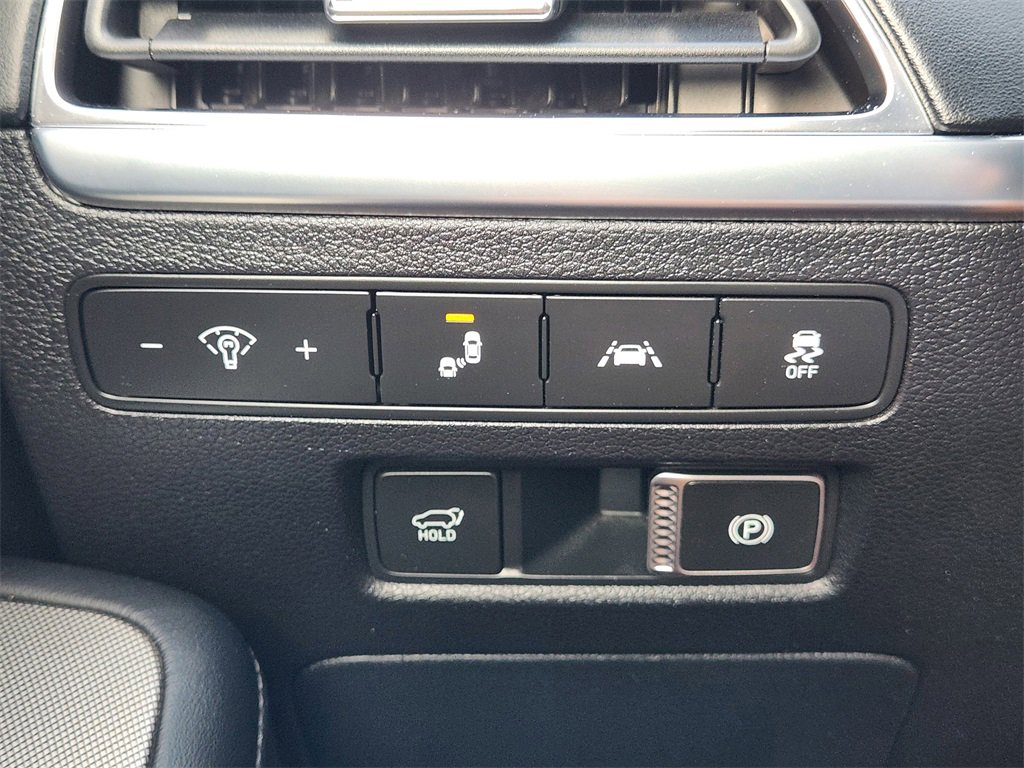 Used 2021 Hyundai Palisade Limited image 22