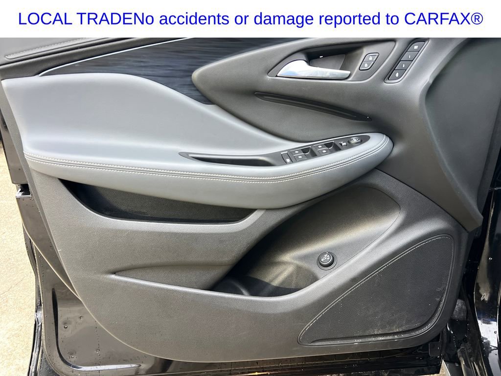 Used 2020 Buick Envision Essence w/ Experience Buick Package image 12