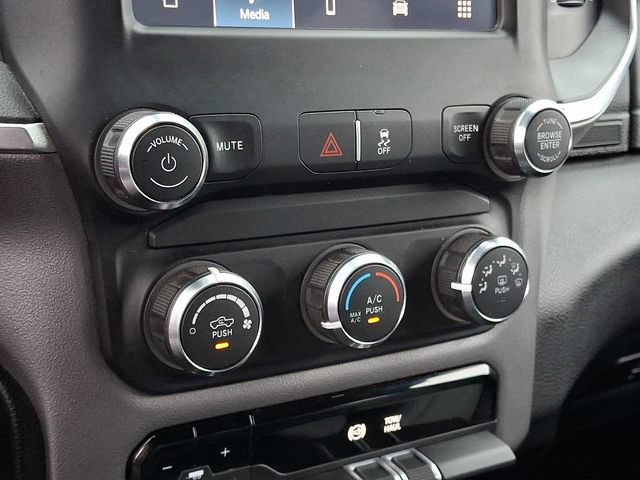 Used 2024 RAM 2500 Big Horn AWD/4WD image 15