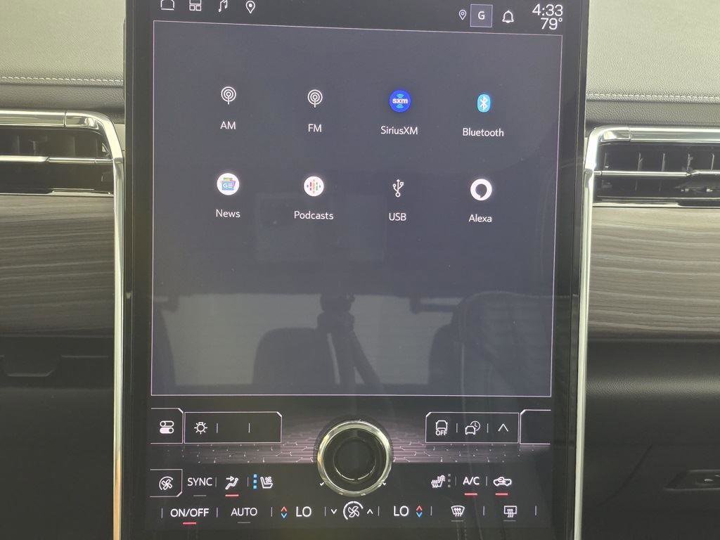 Used 2025 GMC Sierra EV Denali image 48