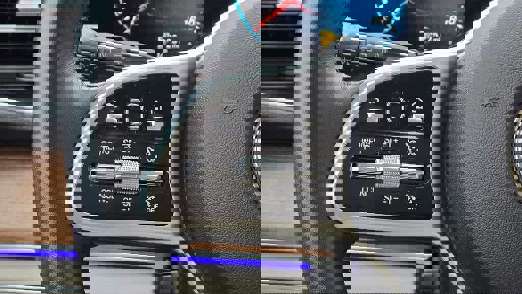 Used 2022 Mercedes-Benz GLE 350 4MATIC image 10