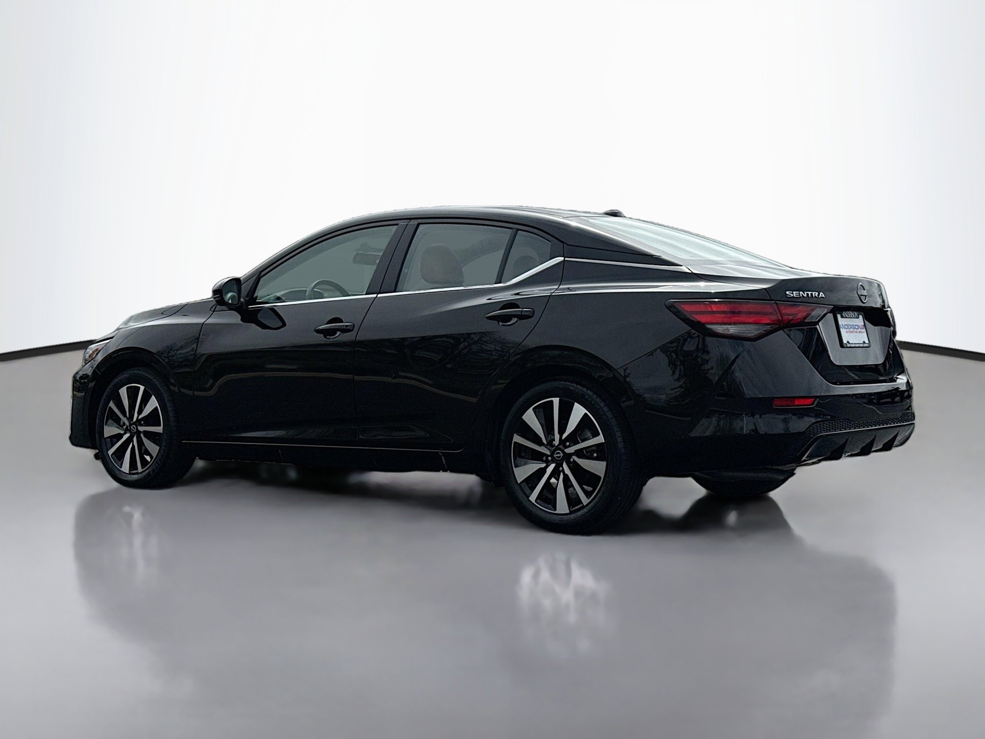 Used 2025 Nissan Sentra SV w/ SV Premium Package image 12