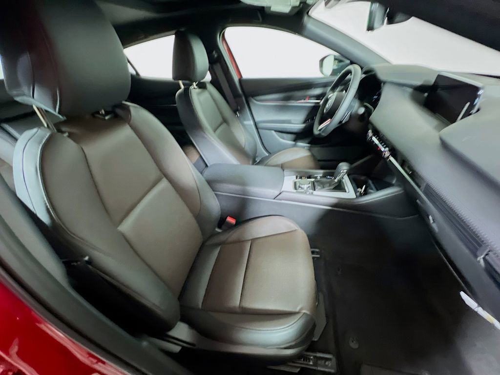 New 2026 MAZDA MAZDA3 Hatchback w/Premium Plus Pkg image 21