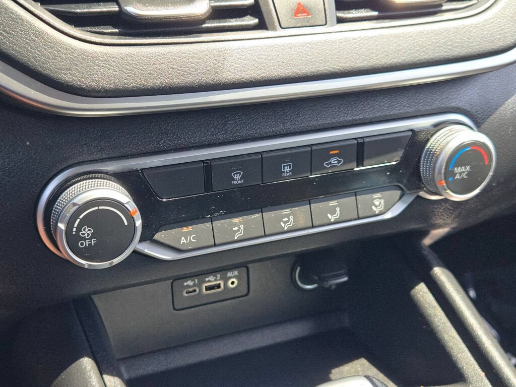 Used 2022 Nissan Altima 2.5 SV FWD image 30