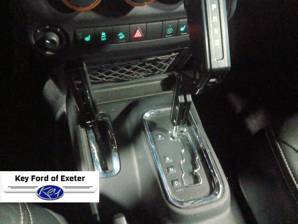 Used 2017 Jeep Wrangler Unlimited Sahara w/ Dual Top Group image 31